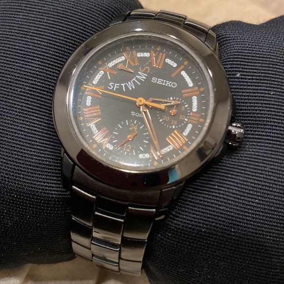 SEIKO ANALOGUE QUARTZ Japan Mechanical automatic watch LADY rose gold black - Picture 2 of 10